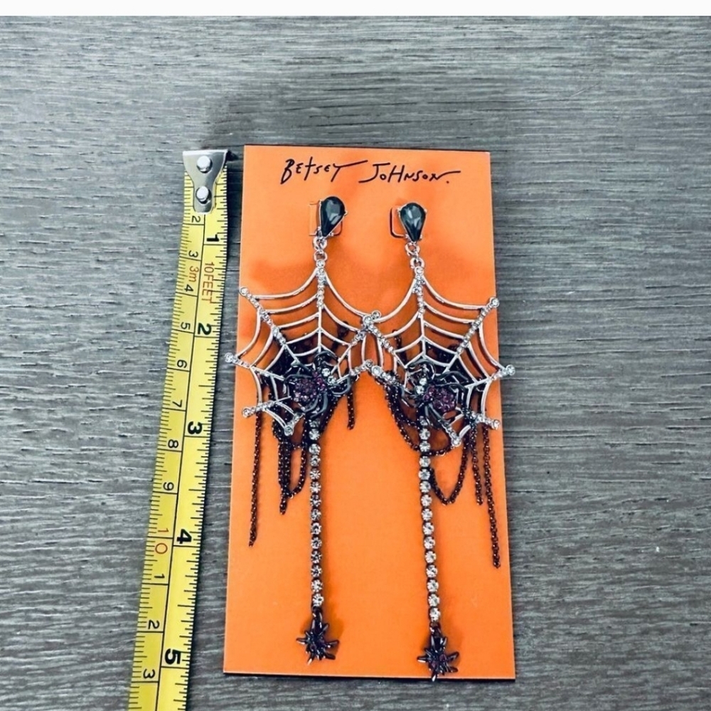 NWT BETSEY JOHNSON SPIDER 🕷WEB🕸 EARRINGS/ Blk/ Purple/ Silver🕸🕷🕸🕷🕸🕷🕸🕷 - Picture 3 of 3